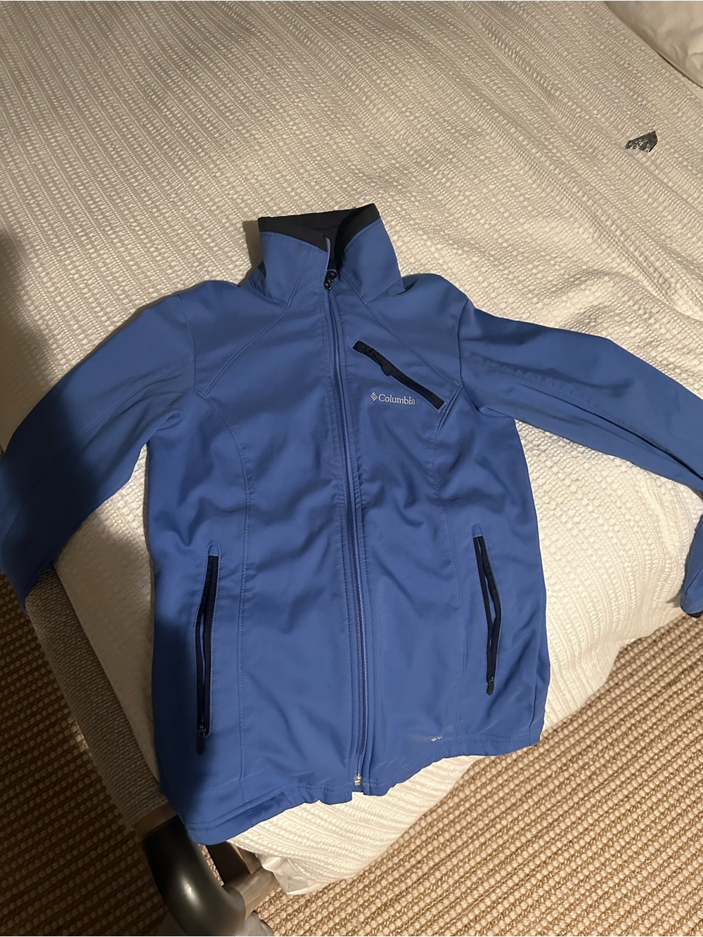 Columbia Women’s Light Blue Softshell Ski Jacket